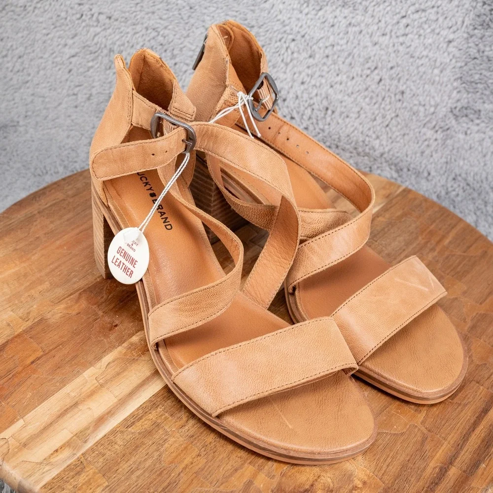 Lucky Brand‎ Sandals Women's Sz 9.5 M - Jenley Tan Leather Wedge Buckle Zip